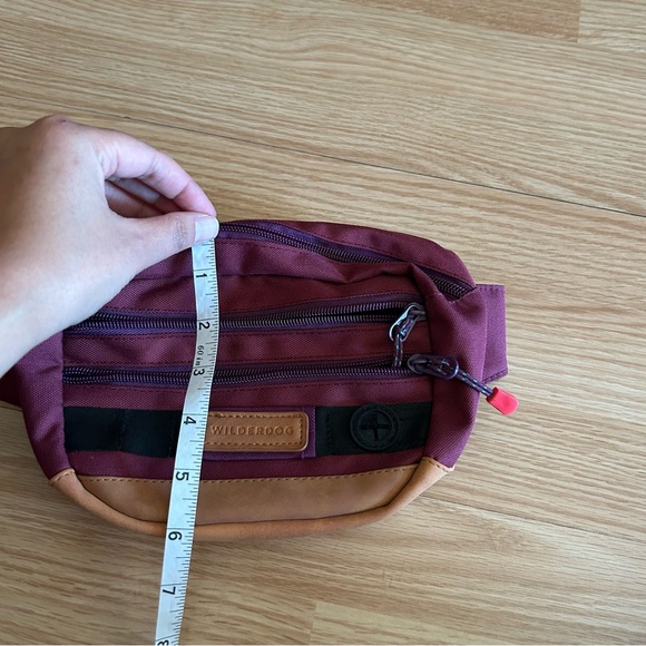 Wilderdog Huckleberry Utility Fanny Travel Pack Bag - Picture 9 of 9